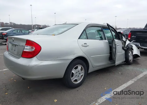 2003 Toyota Camry Le V6 from USA, damaged, VIN 4T1BF32K53U566915